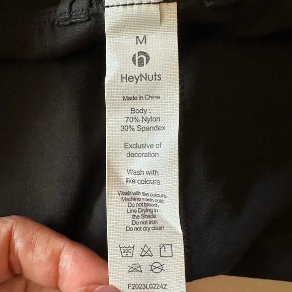 Athletic Black Support Criss Cross Bra Size B To D Cup Medium BNWT - Picture 4 of 5